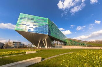 KNAW op locatie: Aardbevingsbestendige gebouwen