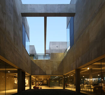 Hoger onderwijs en wetenschap: Toho Gakuen School of Music, Tokyo, Japan, by Nikken Sekkei