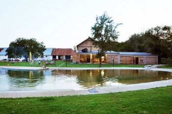 Facilities for a Biotope, Honětice, Tsjechië – Prokš Přikryl architekti