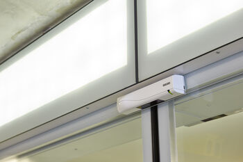 GEZE IGG v.v. automatische schuifdeur Powerdrive met combisensor GC 362.