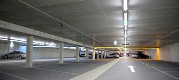 De parkeergarage Kustwerk Katwijk, middenin de duinen, won de 2017 Award of Excellence van het International Parking Institute (IPI). Fotograaf: Dirk Verwoerd