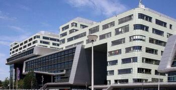 ROC Leiden: lichtgewicht gevel van glasvezelbeton