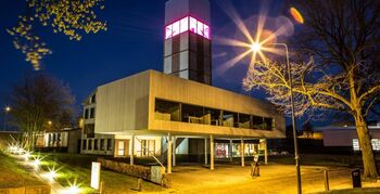 Slangentoren in Breda licht op door sociale media