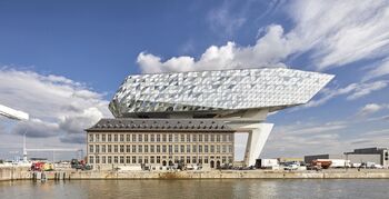 Nieuw Havenhuis Antwerpen door Zaha Hadid Architects