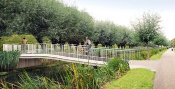 Oplevering duurzame lichtgewicht Fietsbrug in Maassluis