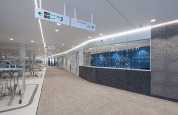 Ondergrondse fietsenstalling Beursplein Amsterdam geopend