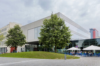 Nieuw energieneutraal gebouw op campus TU Delft