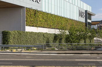 Londens winkelcentrum kleurt groen