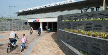 Groningen Europapark, station als paviljoen in een stadspark
