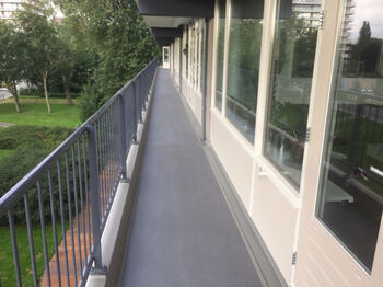 Galerij- en balkonvloeren ERA-flats gerenoveerd