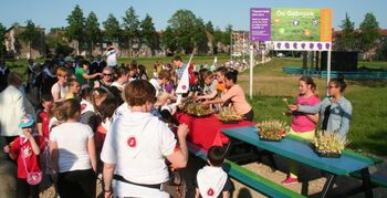 Vastgelopen stadsdeel leeft op in Tussentijd