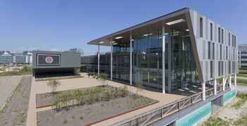 Spelersvakbond in Cradle to Cradle  gebouw