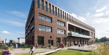 Klimaatneutrale bredeschool Houthaven in gebruik