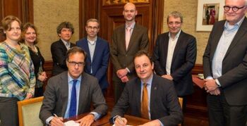 Rotterdam verwarmt Leiden