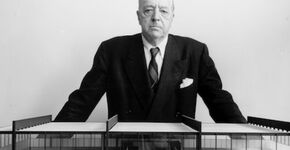 Mies van der Rohe centraal in SCHUNCK* Glaspaleis Heerlen