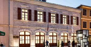 Albanees museum voor fotografie integreert in openbare ruimte