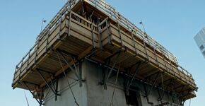 Atrium uitgebreid met twee torens