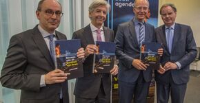Bernard Wientjes presenteert De Bouwagenda aan kabinet