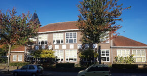 Eindhoven verkoopt scholen aan corporatie