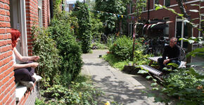 Gevelbankje nodigt uit om een praatje te maken