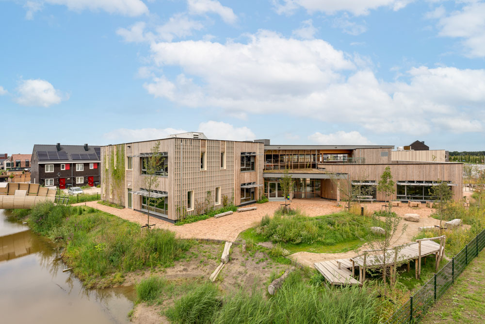 Exterieur 2 De Verwondering